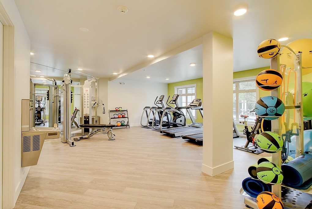 Park Highland - Photo 4 of 50