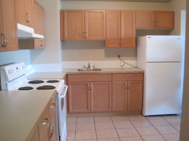 Lundstrom Terrace - Photo 4 of 6