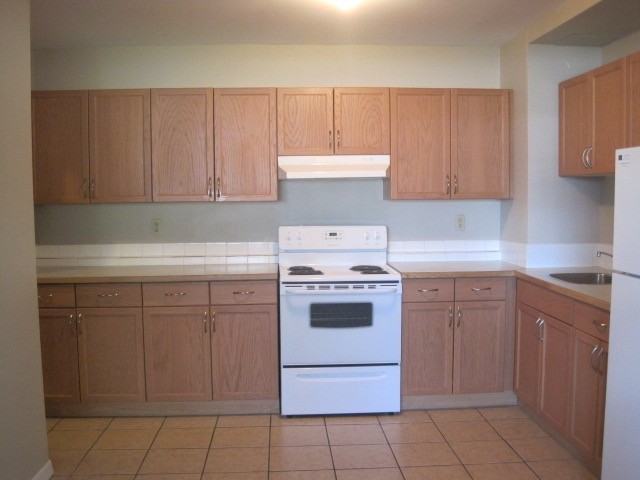 Lundstrom Terrace - Photo 5 of 6