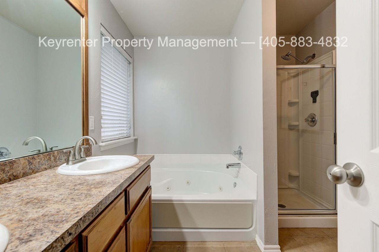 13313 Sw 2nd Ter - Photo 5 of 15