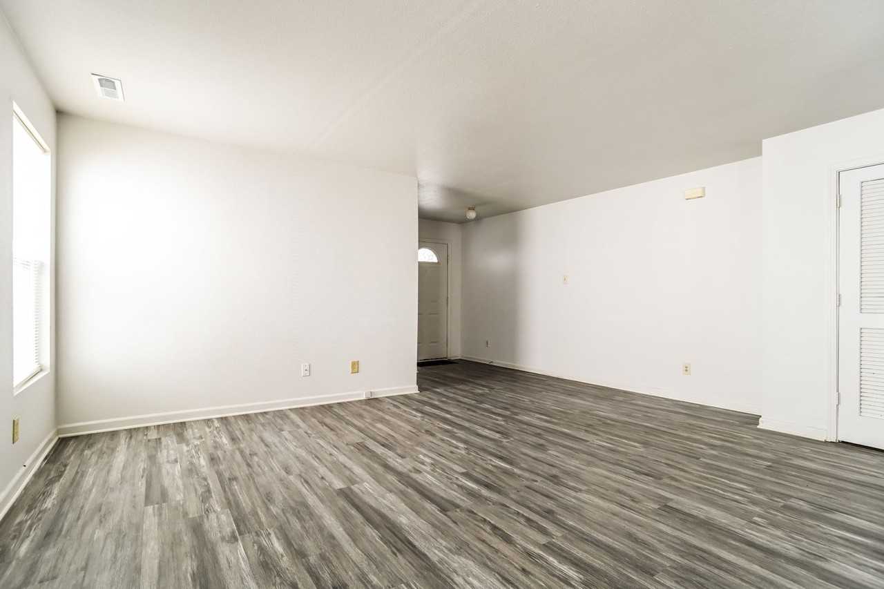 1120 New Day Ct - Photo 2 of 15