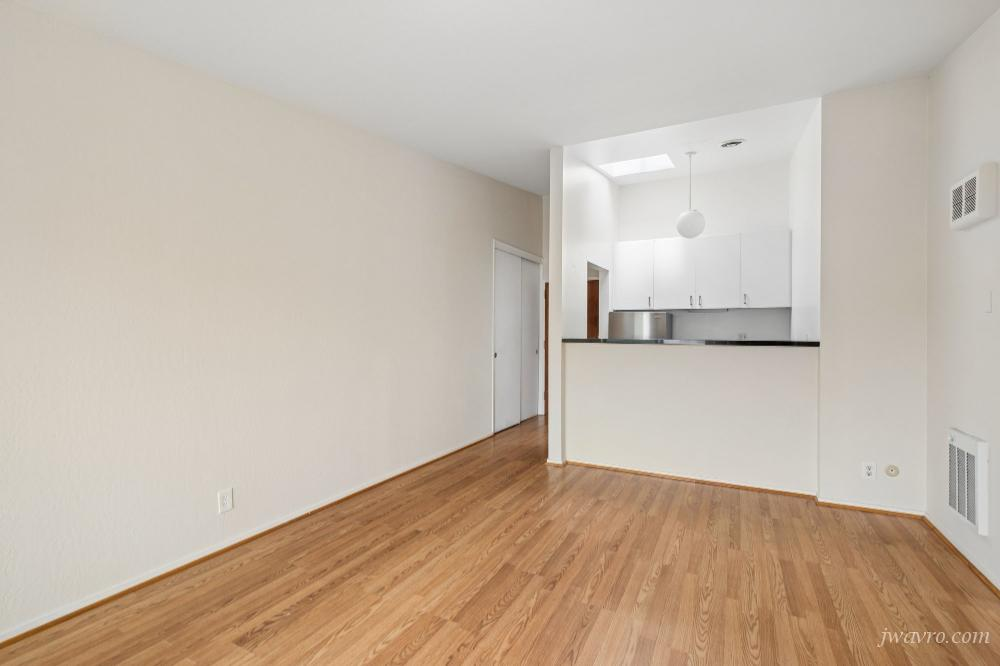 Grant Avenue & Filbert Street - Photo 2 of 17