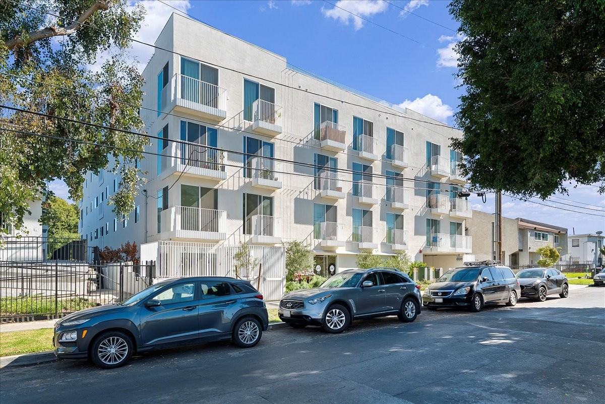 636 N. Juanita Ave, Los Angeles, CA 90004 - Photo 3 of 3