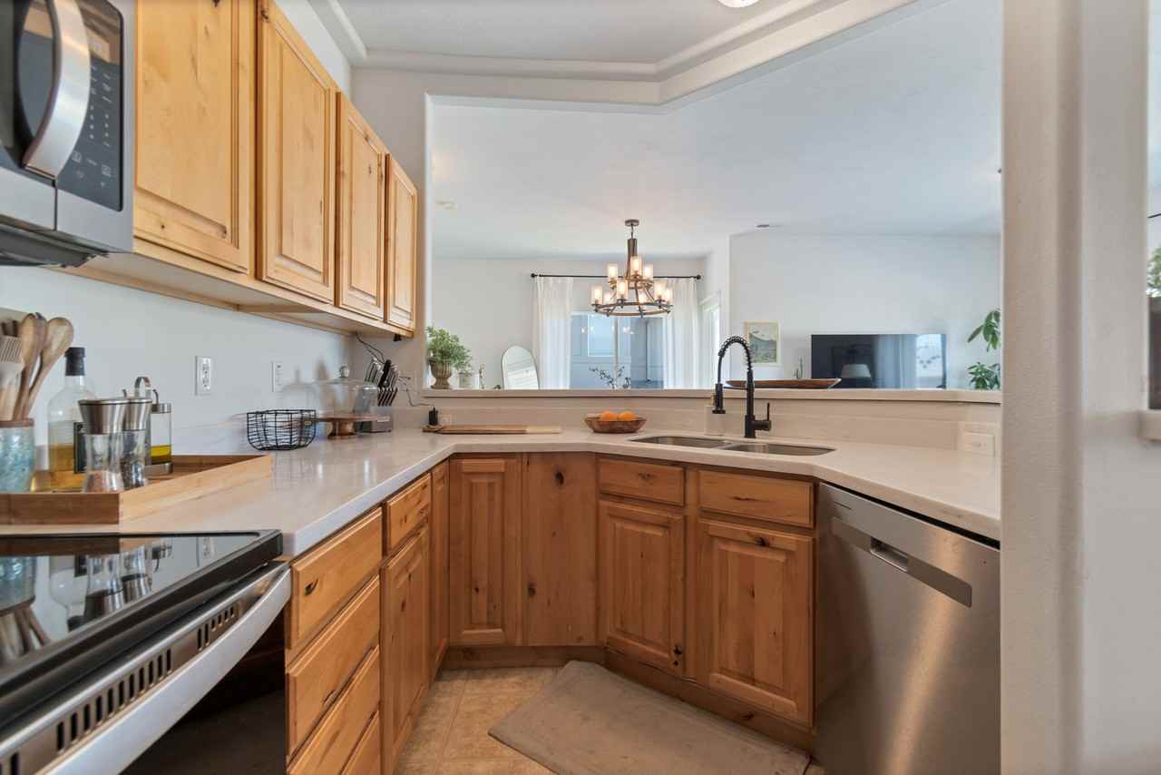 4879 W Stormy Meadow Dr #4879 - Photo 7 of 17