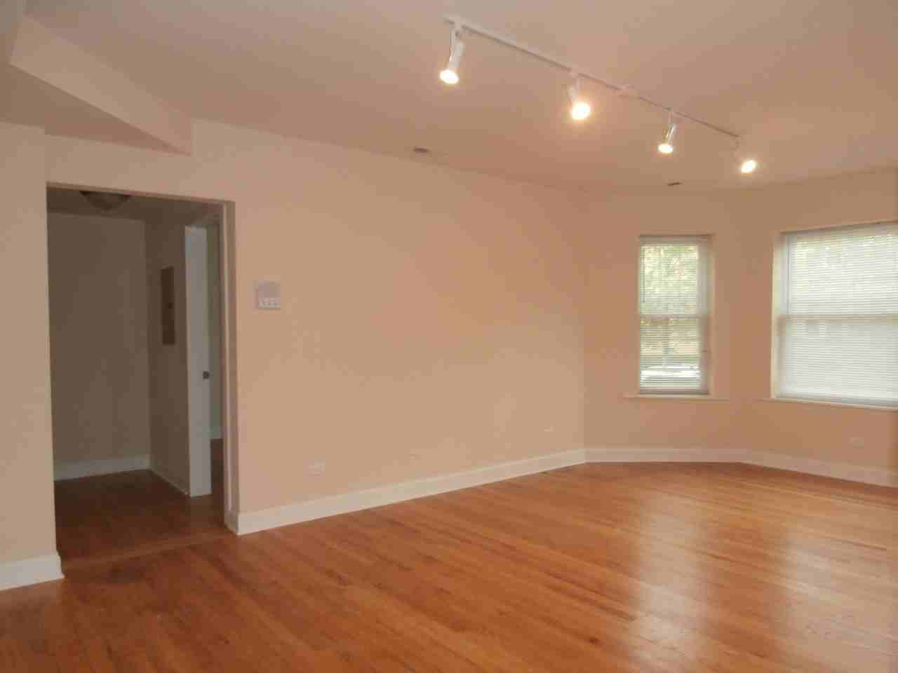 2510 W North Shore Ave #1 - Photo 5 of 7