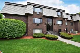 9 Hallmark Gdns #9 - Photo 1 of 1