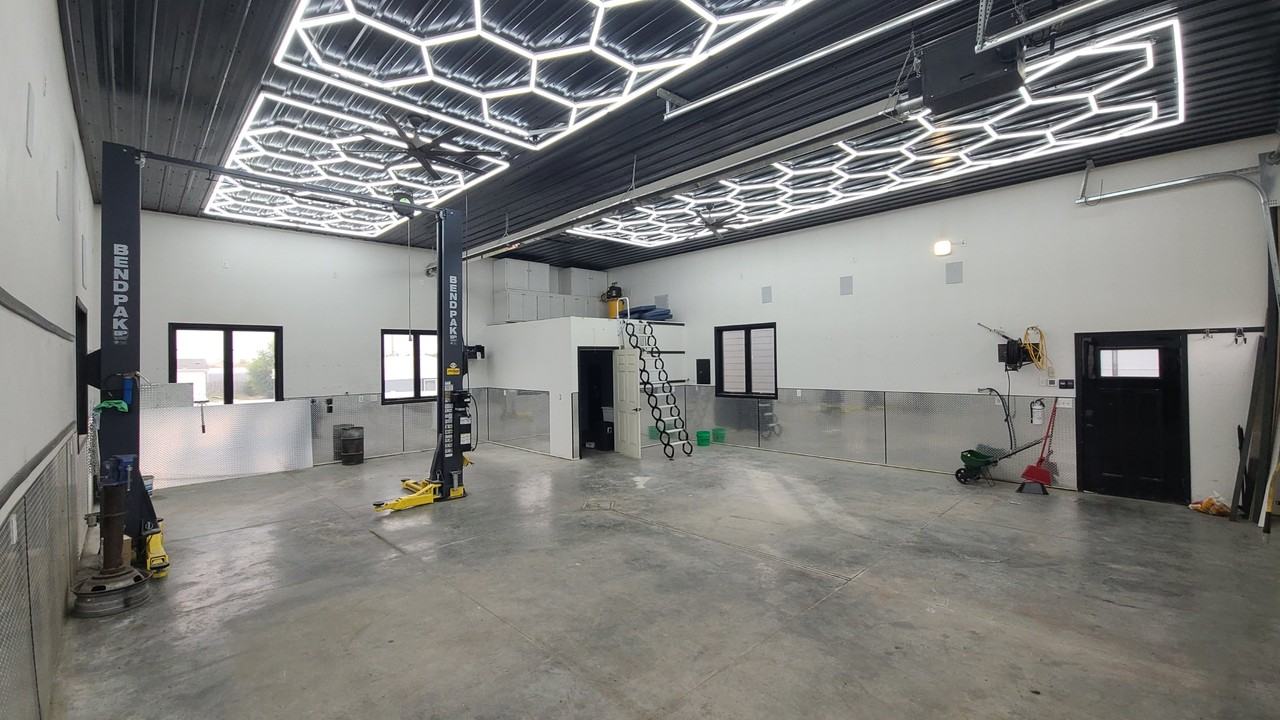 1806 Idaho St #NA - Photo 2 of 17