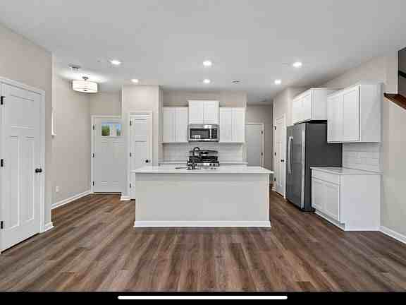 13625 Busch Ln #1 - Photo 4 of 11