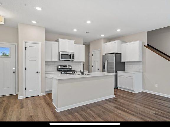 13625 Busch Ln #1 - Photo 7 of 11