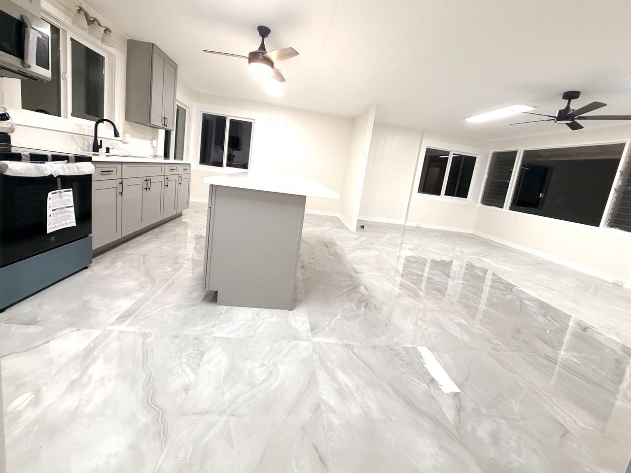 619 Oneawa St #NA - Photo 5 of 10