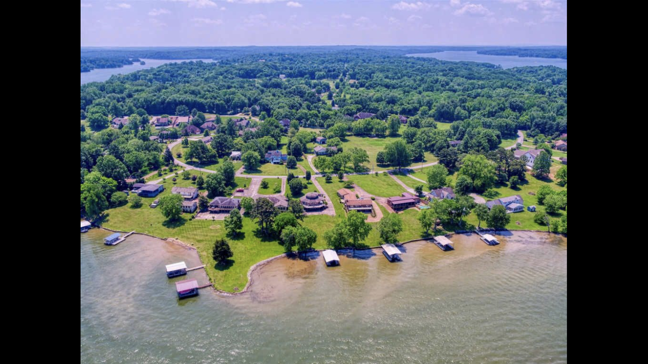 215 Lakeview Cir #NA - Photo 2 of 26