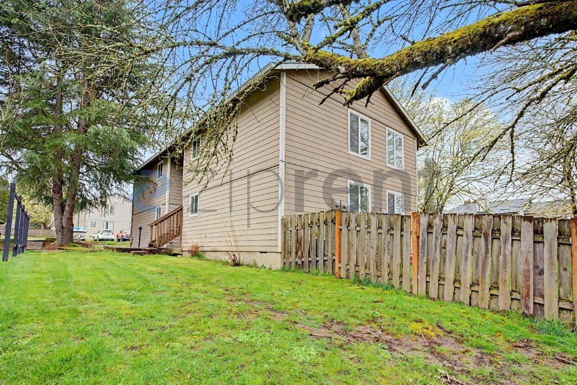 9660 Sw Prairie Ter #A - Photo 2 of 19