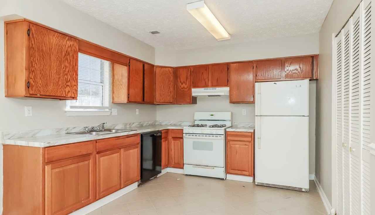 3613 Stephanie Ct #NA - Photo 4 of 14