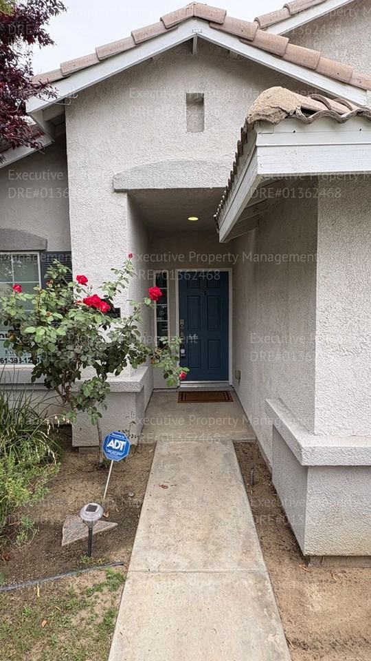 13306 Cheyenne Mountain Dr - Photo 4 of 50
