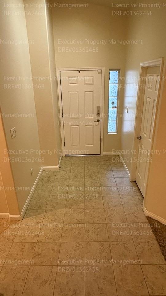 13306 Cheyenne Mountain Dr - Photo 6 of 50