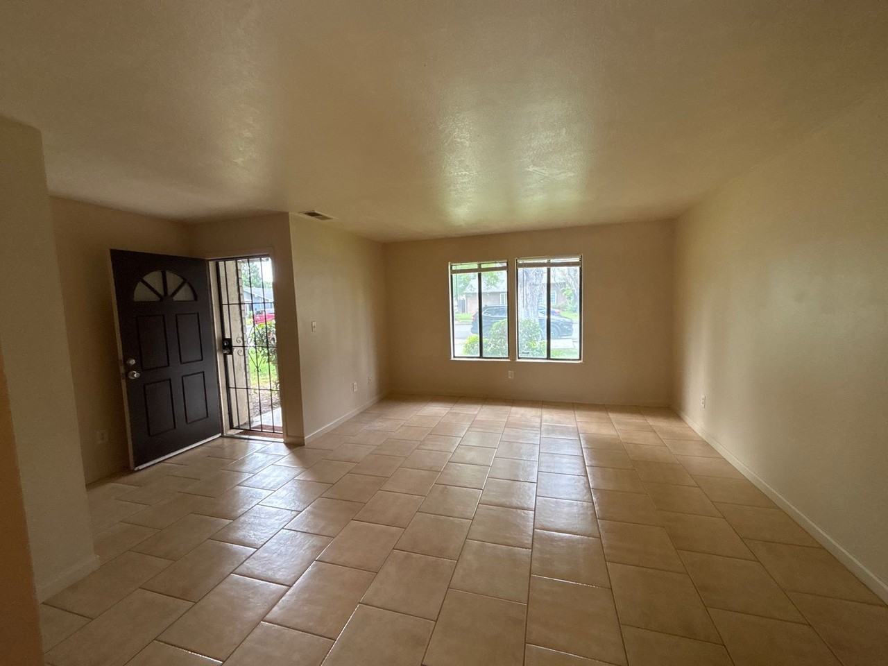 6937 Sumter Quay Cir - Photo 4 of 25