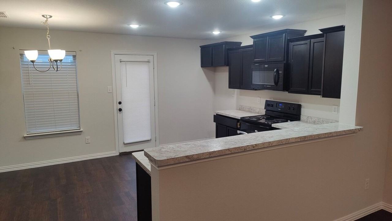1432 Sierra Estate Trl - Photo 2 of 29