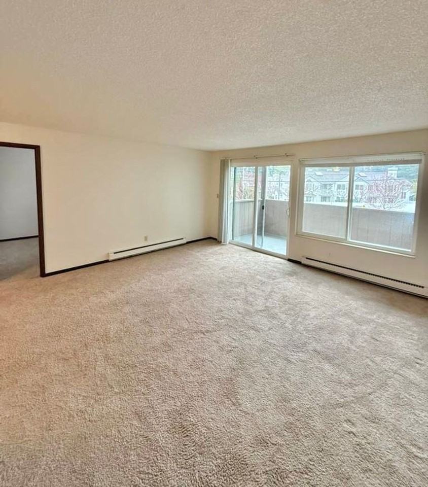 18524 TM JD GISZ LLC - Photo 2 of 50