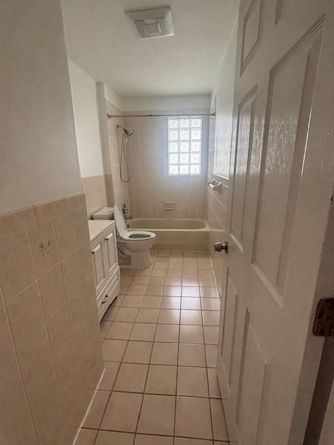 1214 Robert St #2ndFL - Photo 2 of 8