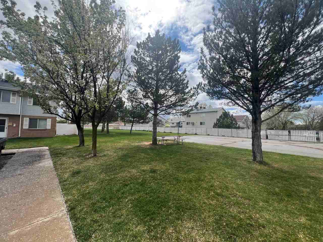 3443 W Ridgeland Park Dr - Photo 3 of 27