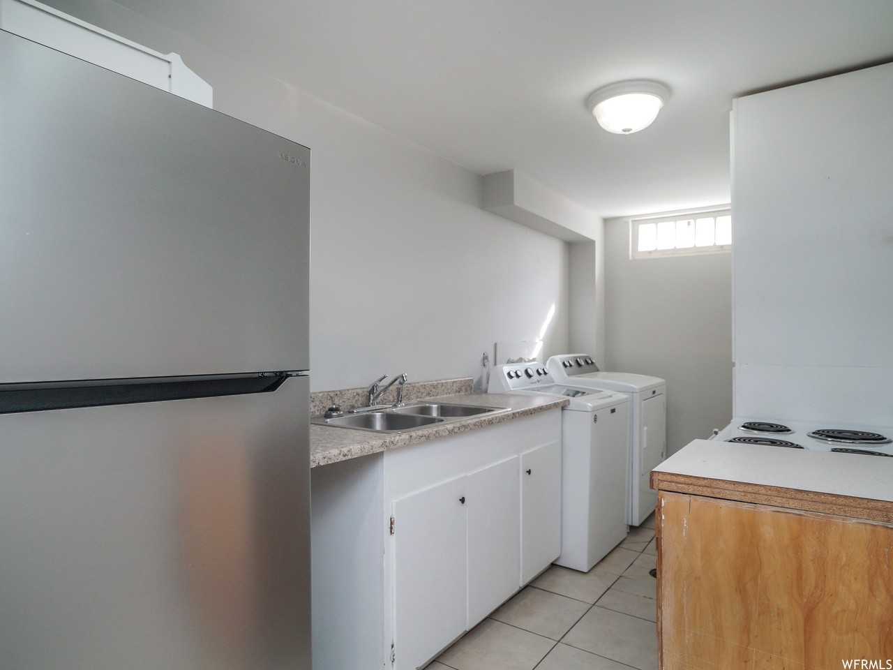4250 Edgehill Dr #1 - Photo 3 of 10