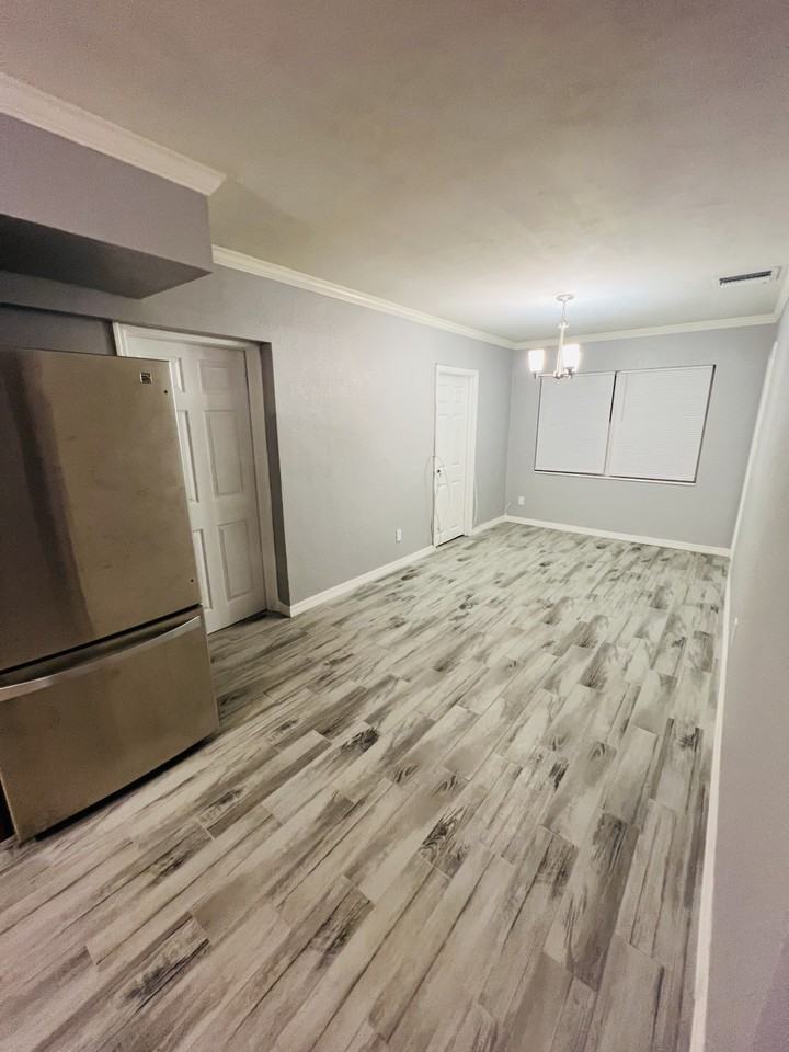 10180 62nd Ter #NA - Photo 7 of 24