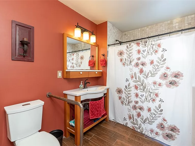 5016 Sw 13th St #NA - Photo 3 of 7