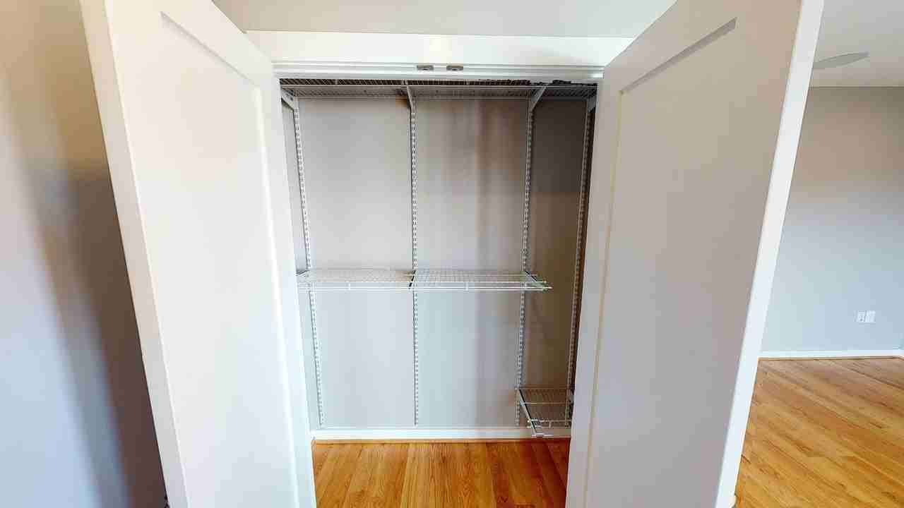 4317 15th St Nw #2 - Photo 3 of 22