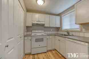 11114 Ne 48th Cir #D - Photo 1 of 1