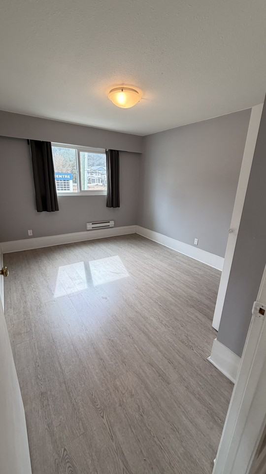 Murray St - Photo 6 of 9