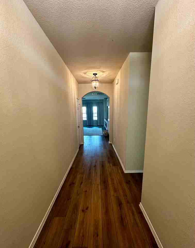 1812 Bee Creek Loop - Photo 3 of 18