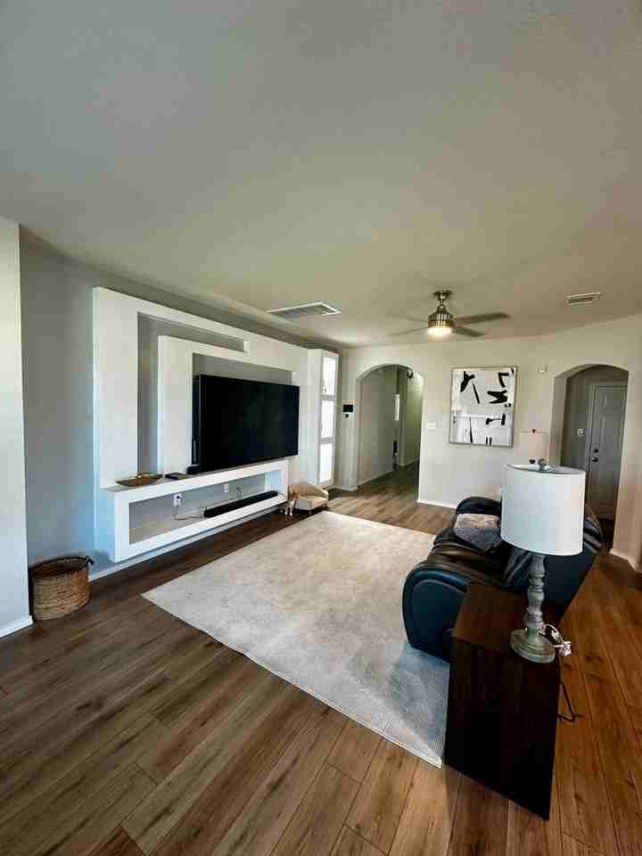 1812 Bee Creek Loop - Photo 7 of 18