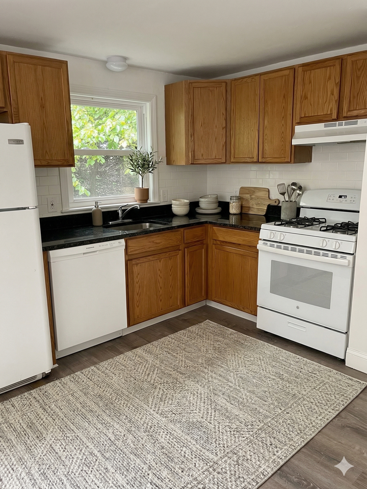 Upton St Apartments LLC - Photo 2 of 11