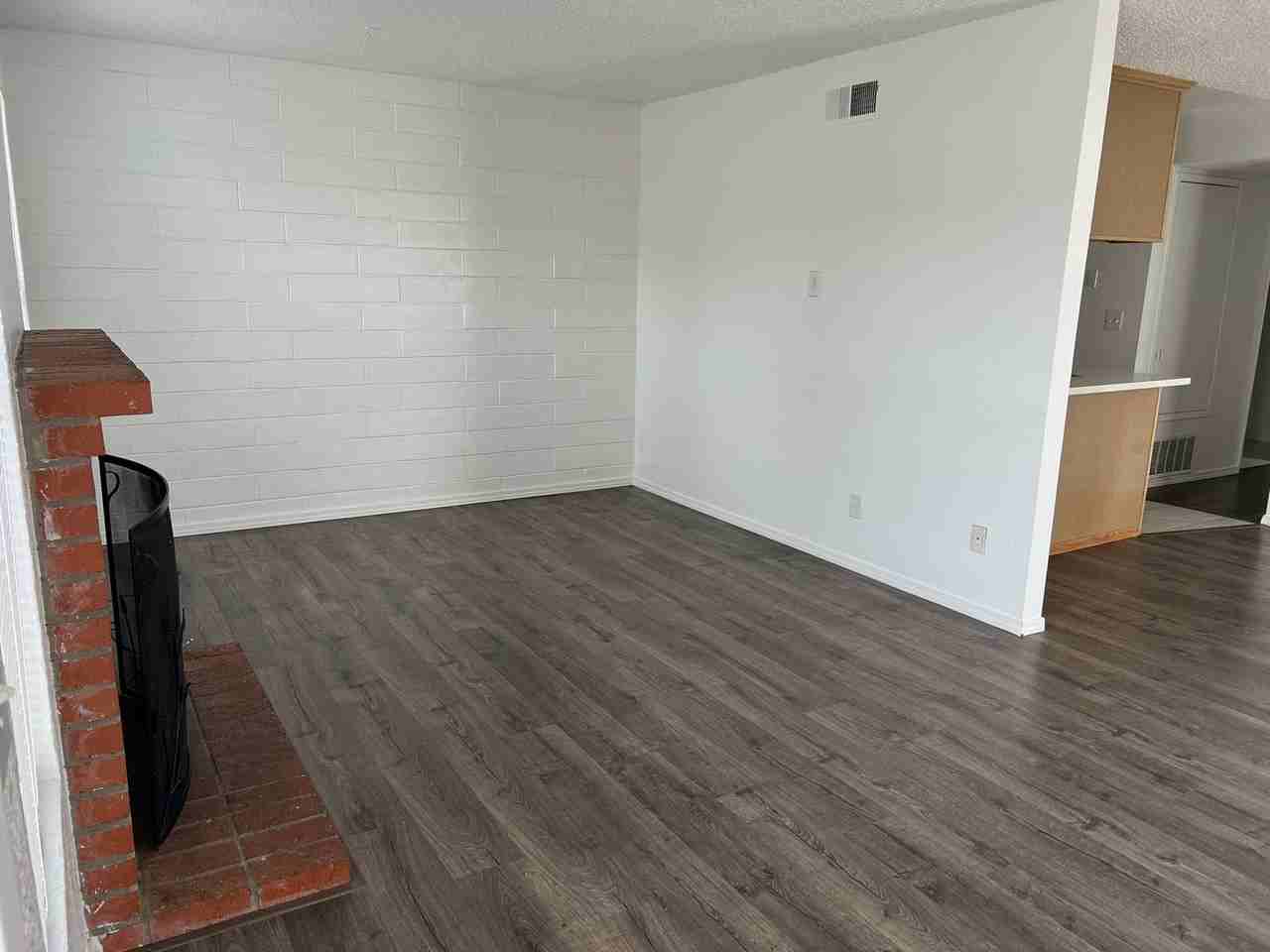 33077 Lake Michigan St - Photo 4 of 16