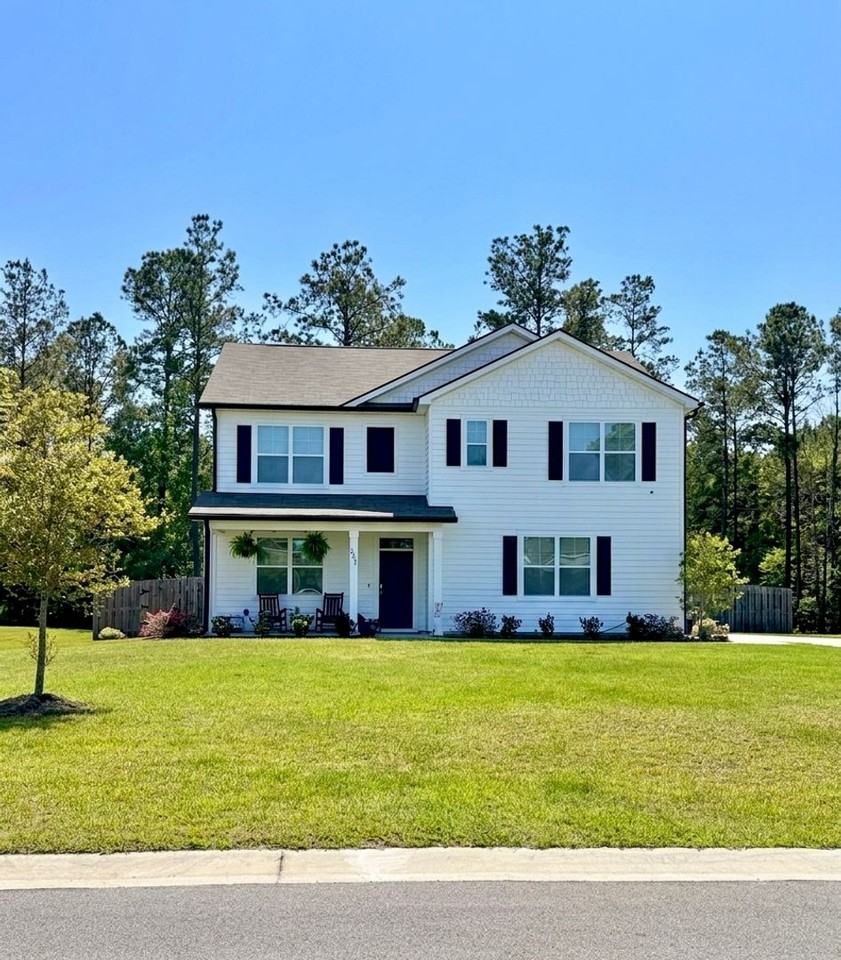 202 Sugar Pine Dr - Photo 2 of 2