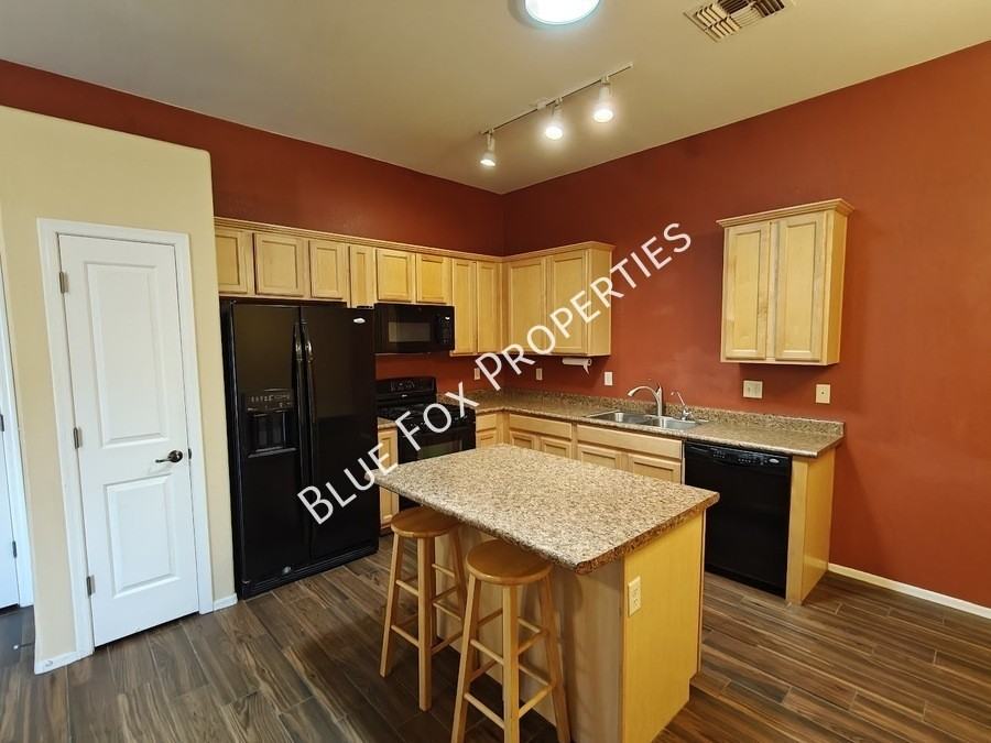 2122 E Calle Arroyo Lindo - Photo 4 of 41