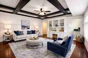 featured image of 701 E 5th St