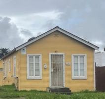 featured image of 614 W Orange St