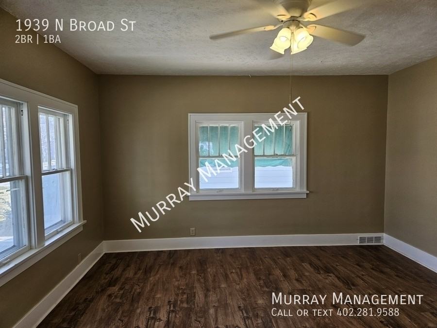 1939 N Broad St - Photo 3 of 21