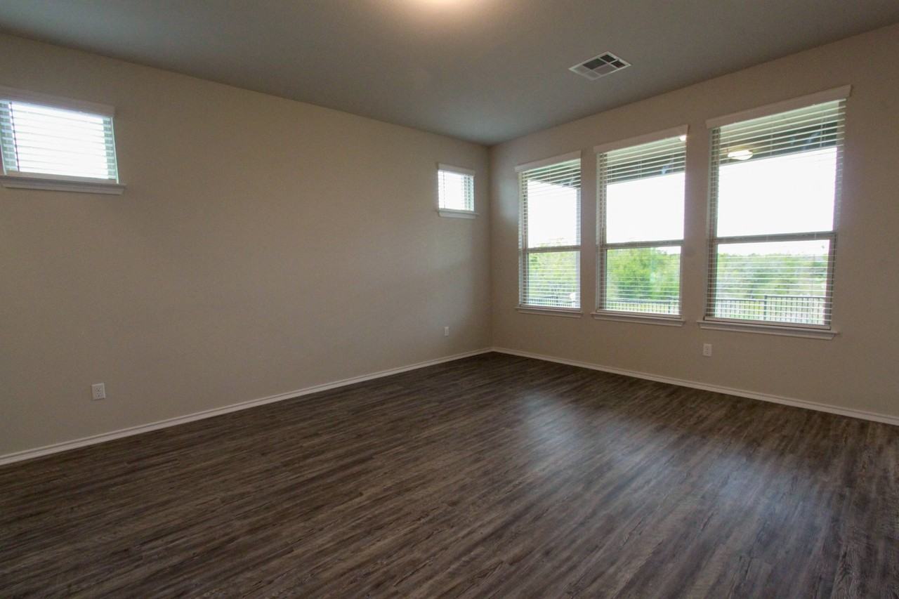3651 Sandy Brook Dr #305 - Photo 7 of 41