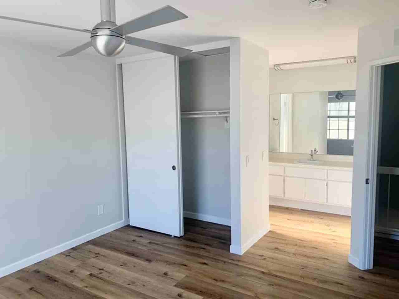 804 Spindrift Ln - Photo 7 of 17