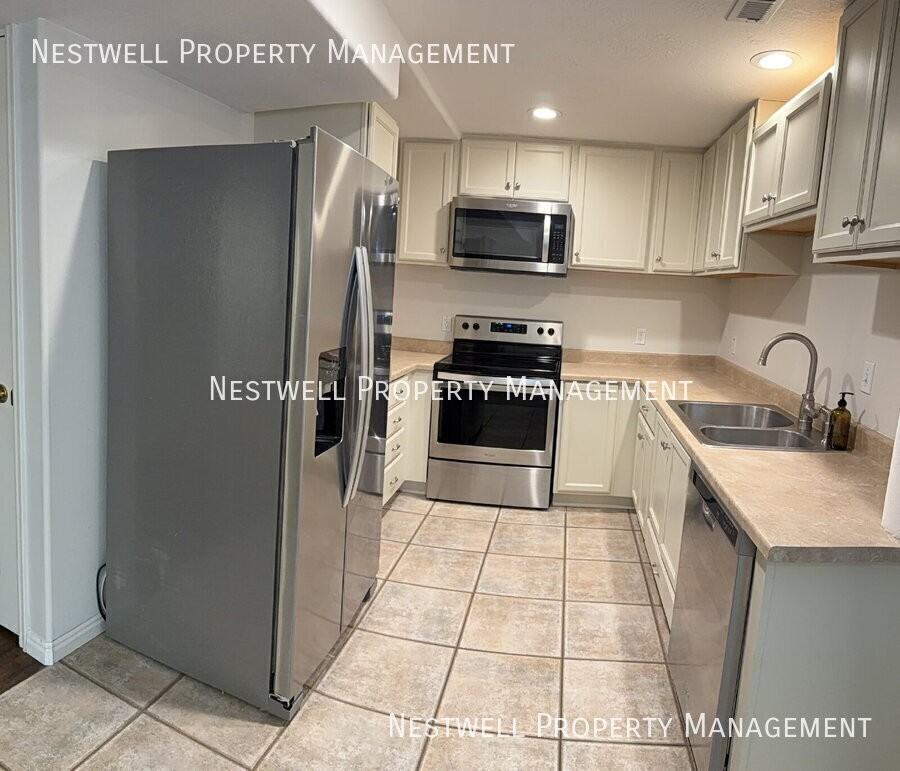 2335 N 380 W - Photo 5 of 11