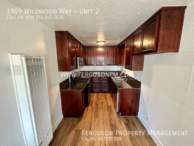 1909 Wildwood Way #2 - Photo 6 of 11