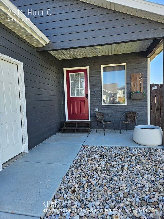 2911 Hutt Ct - Photo 2 of 21