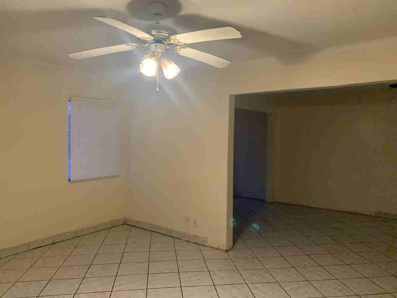 1815 Potomac Ave - Photo 3 of 13