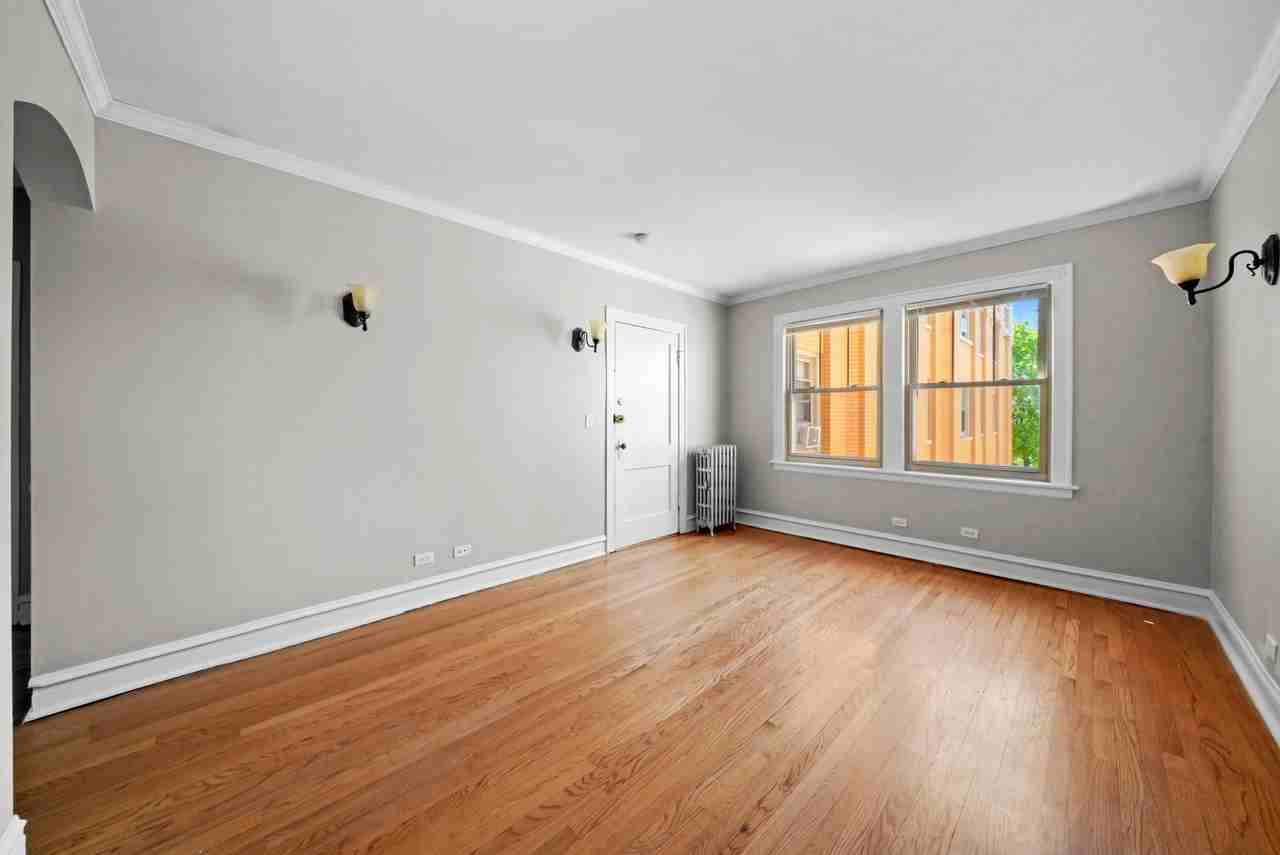 1927 Grove Ave #307 - Photo 2 of 17