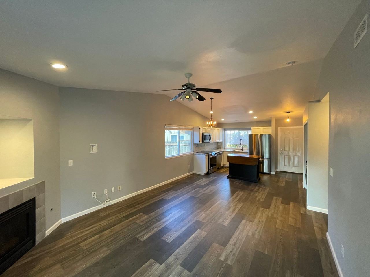 3312 48th Avenue Ct Ne - Photo 2 of 25