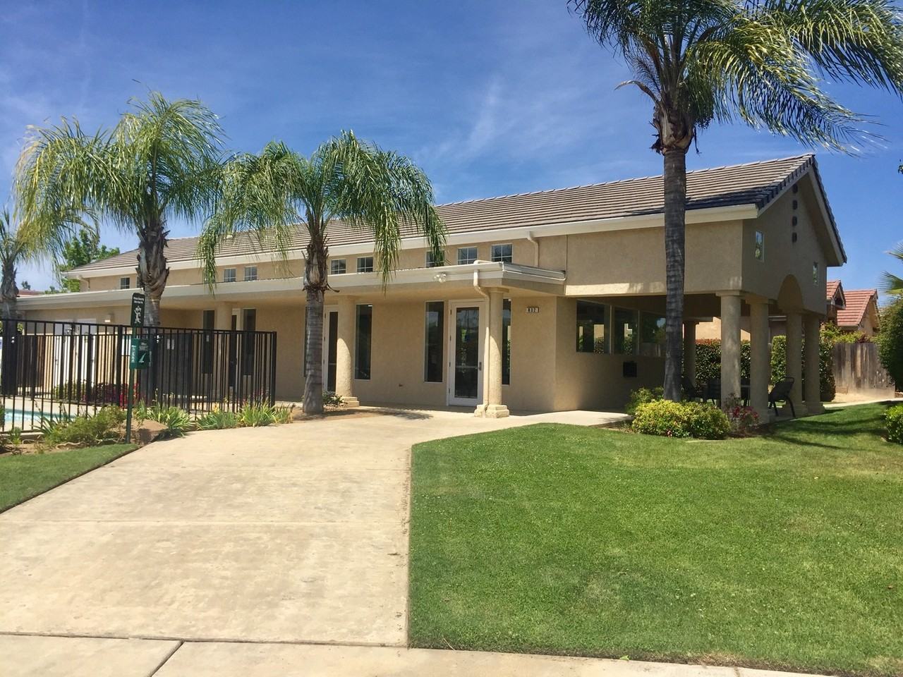 919 E Todd Ct - Photo 5 of 6