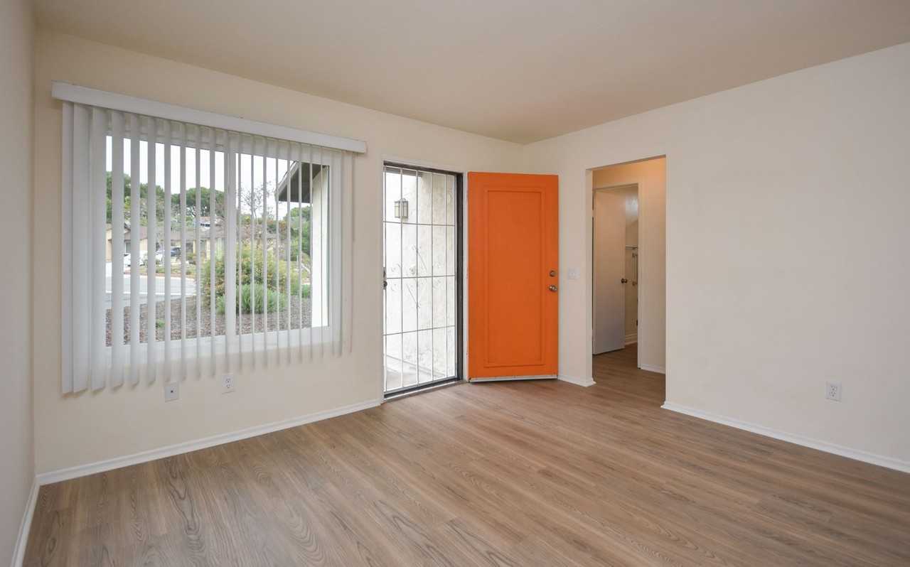 4757 Mystik Rd - Photo 2 of 15