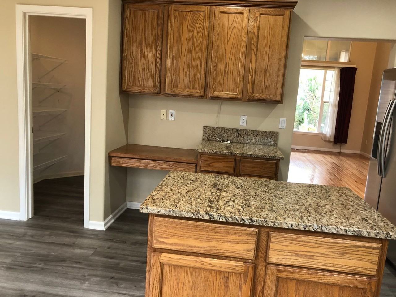 17129 Sw Cobble Ct - Photo 4 of 37